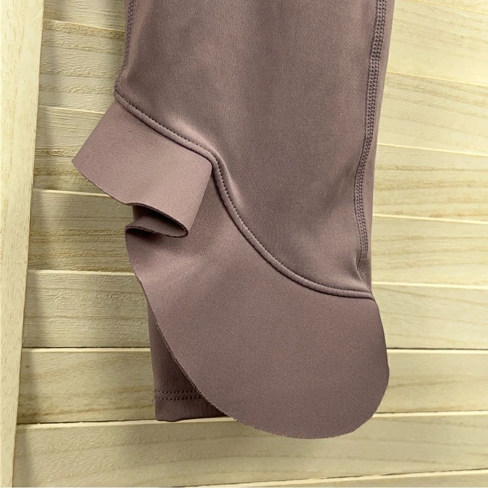 Urban Savage High Rise Ruffle Leggings Tights Large - Picture 5 of 10